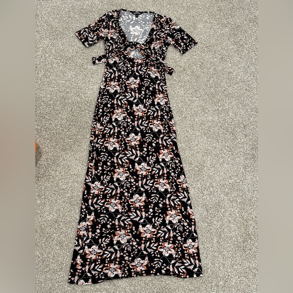 Express Pattern Front Tie Gown Size XS. Express Dress. Unique. NWOT